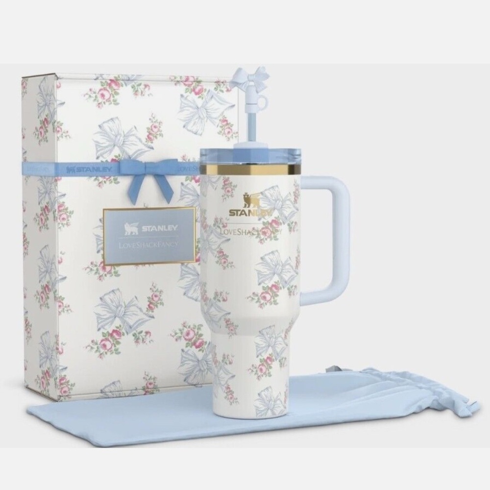 Stanley x Love Shack Fancy Tumbler 40 OZ Holiday Rosa Beaux Blue -